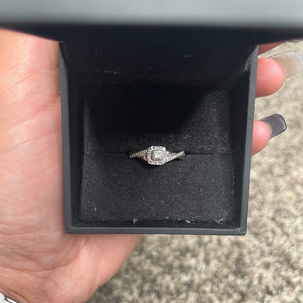 Kay Jewelers Diamond Promise Ring 1/5 ct tw Round-cut Sterling Silver